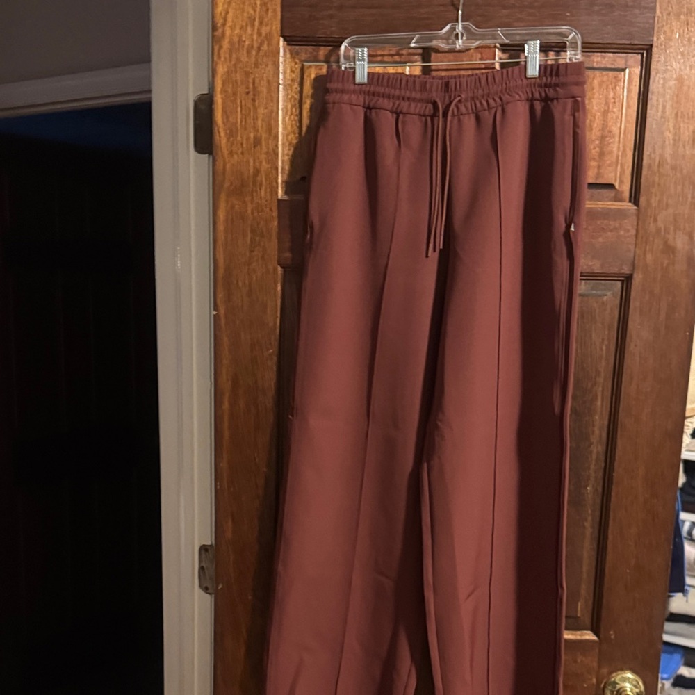 Athleta wide leg satin trim pants